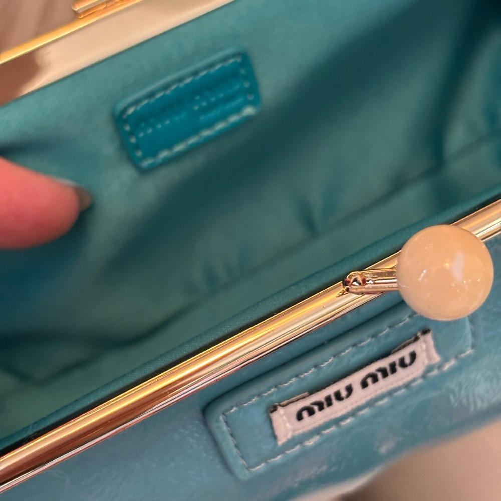 NIB Miu Miu Parfum Tiffany Blue Patent Leather Pouchette Clutch GWP w Strap - Picture 11 of 16